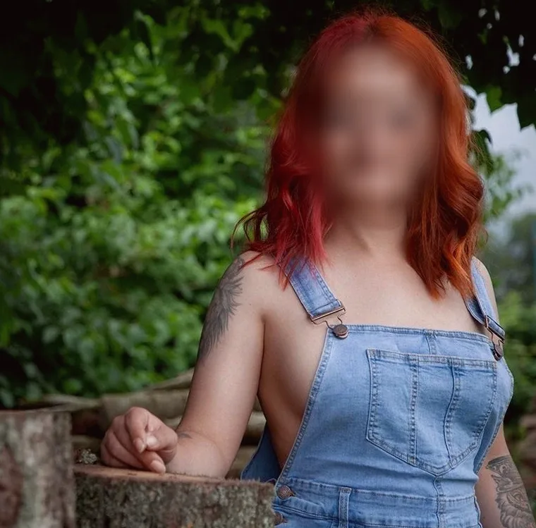 Millie, 33